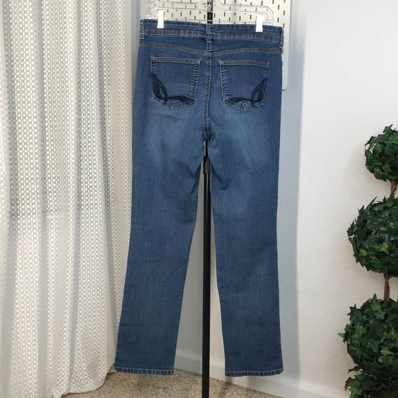 🚁Gloria Vanderbilt Jeans | Straight Leg | Size 8 - Picture 3 of 7